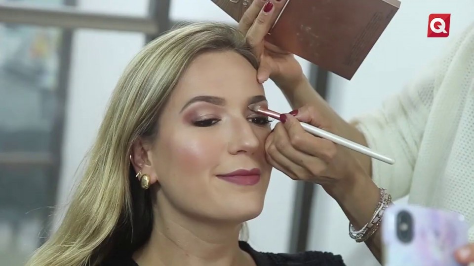 Make Up por Elizabeth Dávila – Gaby del Valle