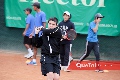  Jugando Tenis.
