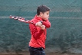  Jugando Tenis.