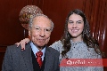  Enrique Portillo y su nieta Ana Gaby González.