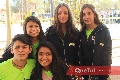  Muy contentos.
