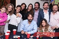  Festejando sus 41 años.