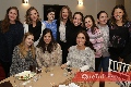  Sofía con sus mejores amigas.