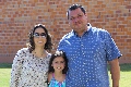  Nuria Ejarque y Luis Fernando Torrescano con su hija Nuri.