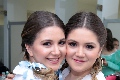  Adriana y Fernanda Leal.