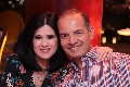  Martha Aldrett de Navarro y Héctor Navarro.
