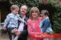  Sergio Velasco y Carmen Zwieger de Velasco con sus nietos Gerónimo y Marina.