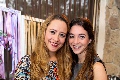  Paulina Azanza y Mónica Garza.
