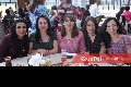  Mercedes Morales, Oli Flores, Carmelita Leos, Lupita Martínez y Gabriela Dauajare.