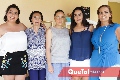  Daniela González, Rosa Villanueva, María Rosa Rivera, Marianela y Gabriela Villanueva.
