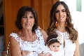 Maggie y Priscila Jourdain con Macarena.
