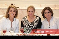  Leticia Rojas, Patricia Chávez y Maru Martínez.