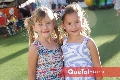  Andrea y Alexia.