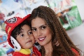  Fer y Elizabeth Berrones.