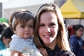  Elena y Elsa Paz.
