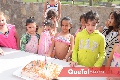  En el pastel.