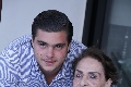  Santiago Rosillo con su abuela Rigo del Peral.