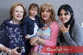  Cuatro Generaciones, Lynette de Pizzuto, Marina Rosillo, Daniela Pizzuto y Daniela de los Santos.