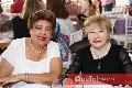Conchita de Tobías y María del Carmen Cadena.