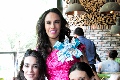 Gaby con Dinorah de la Torre y Marcy Ramírez.