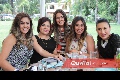  Muy guapas todas.