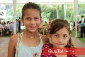  Isabel y Camila.