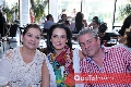  Maricela de Gutierrez, Marisel Gutiérrez y Oscar Vera.