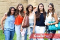 Amigas.