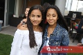  Camila y Renata.