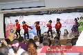  Bailaron.