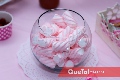  Mesa de dulces.