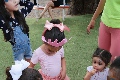  Jugando.