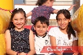 Muy contentos.