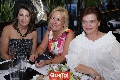  Mayte Bustindui, Ana Lu Medina y Pilar Labastida.