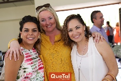 Maribel Torres, Wendy Boyle y Angélica Pardiñas.