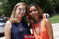  Mariana y Lorena Torres.