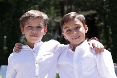  Daniel y Arturo.
