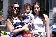  Lorena, Marcelo y Sofía Payán.