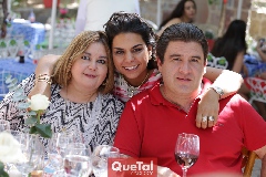  Regina Payan, Maribel de Payan y Toño Delgado.