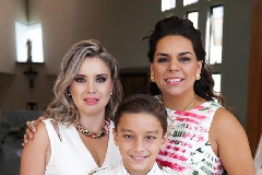  Carla Saucedo, Maribel y Arturo.