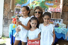  Lourdes López , Carlota, Rafaela y Lourdes.