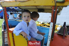  Javier.