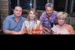  Felipe Martin Alba, María Amelia Vargas de Martín Alba, Eduardo Díaz de León y Magdalena Izar de Díaz de León.