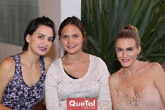 Montse Muñiz, Miriam García y Carla Huber.