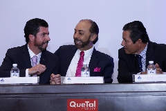  Juan Pablo Almazán, Teófilo Torres Corzo y Ricardo Gallardo.
