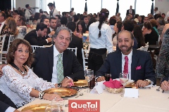  Tatina y Carlos Torres Corzo y Teófilo Torres Corzo.