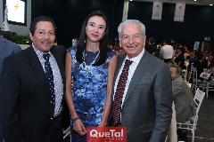  Ricardo Gallardo, Patricia Véliz y Carlos Quintanilla.