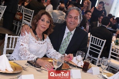  Tatina y Carlos Torres Corzo.