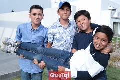  Charly, Emilio, Hyun y Ayrton.