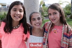 Mariel, Marijó y Mae.